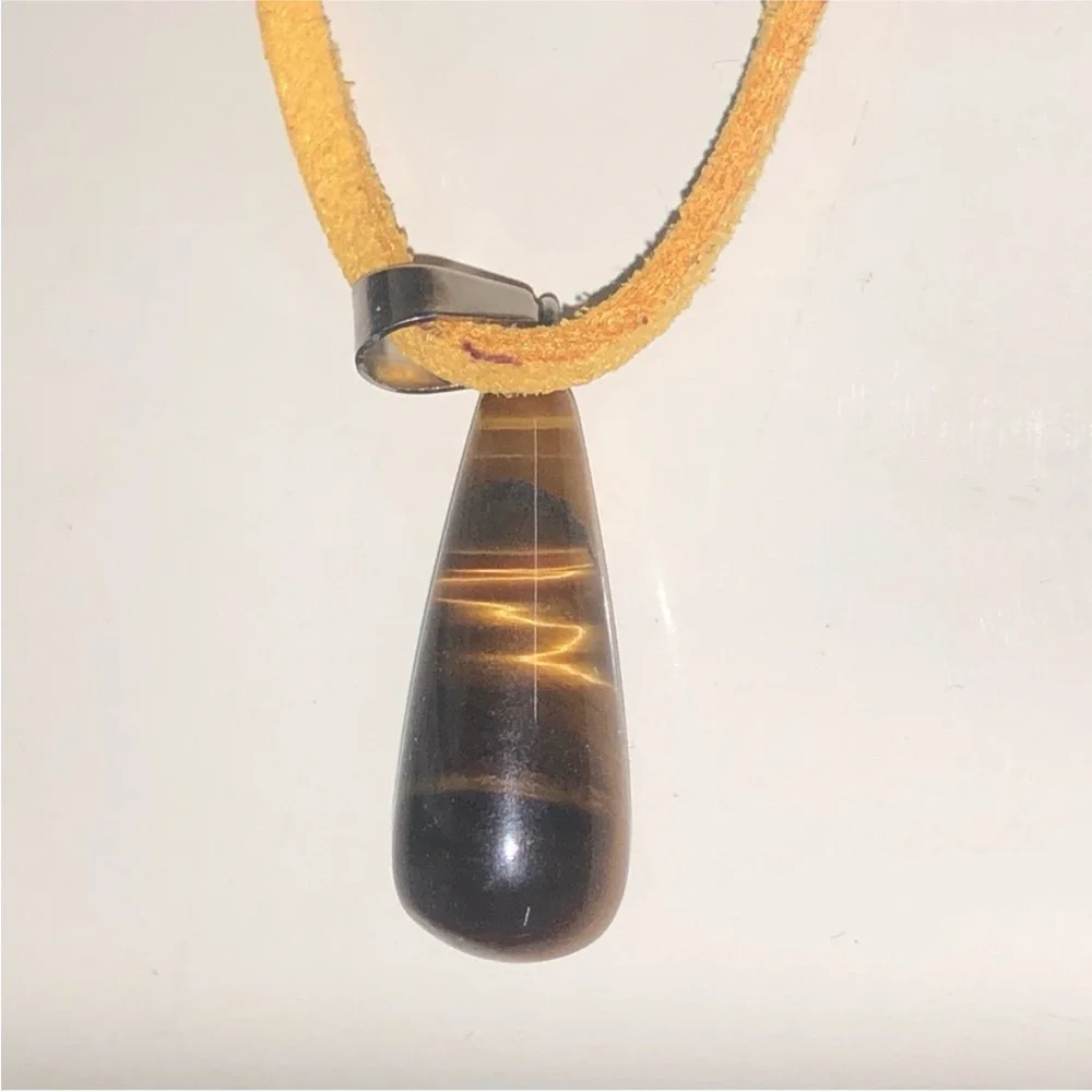 UNBRANDED NATURAL Tigers Eye STONE Teardrop
PENDANT Necklace - Picture 6 of 10